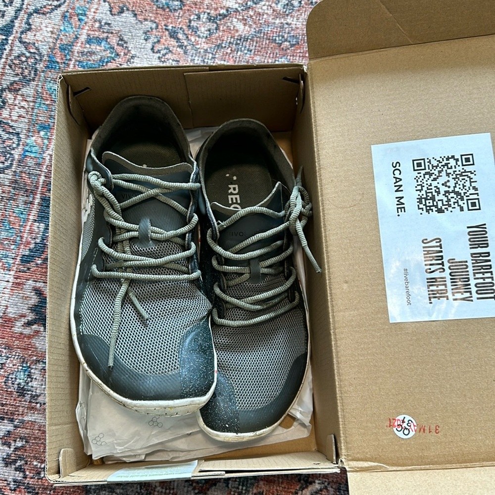 Vivobarefoot primus lite III L 37
